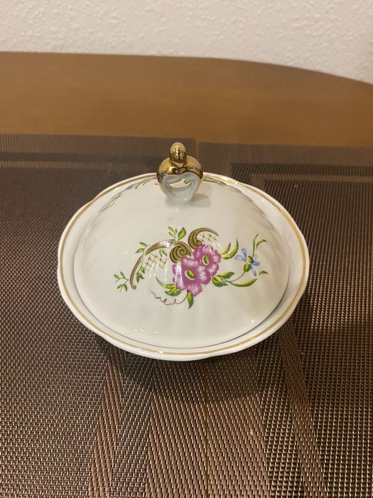 Посуда, салатница, сахарницы, маслянки, креманки, тортовница