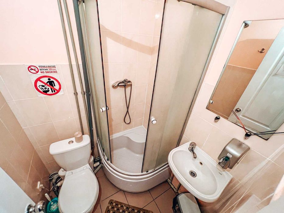 Хостел посуточно комната под ключ номер в отеле ЖД Вокзал Вокзальная-1-555.biz.ua