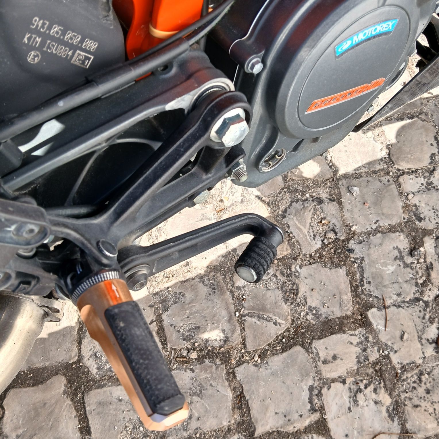 Ktm  duke  125cc