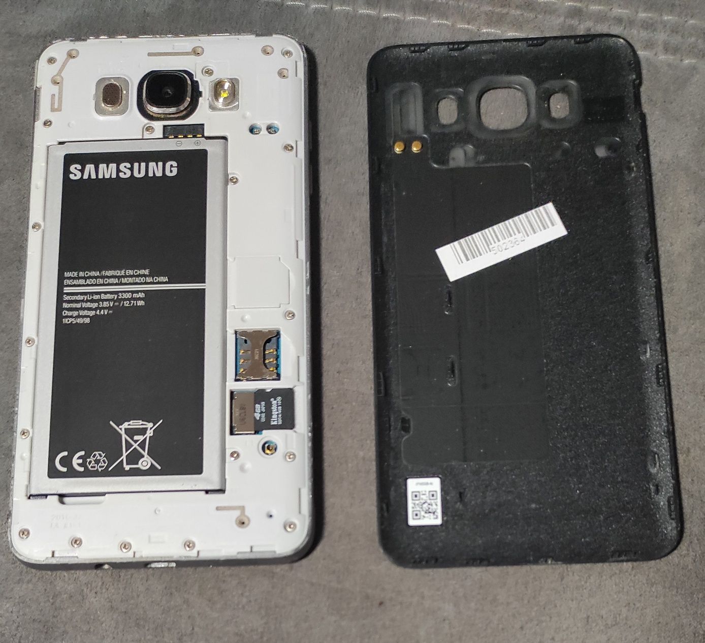 Telemóvel Samsung Galaxy J7 16GB