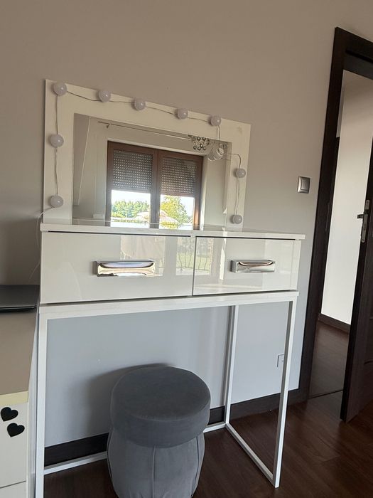 Zestaw mebli na sprzedaż