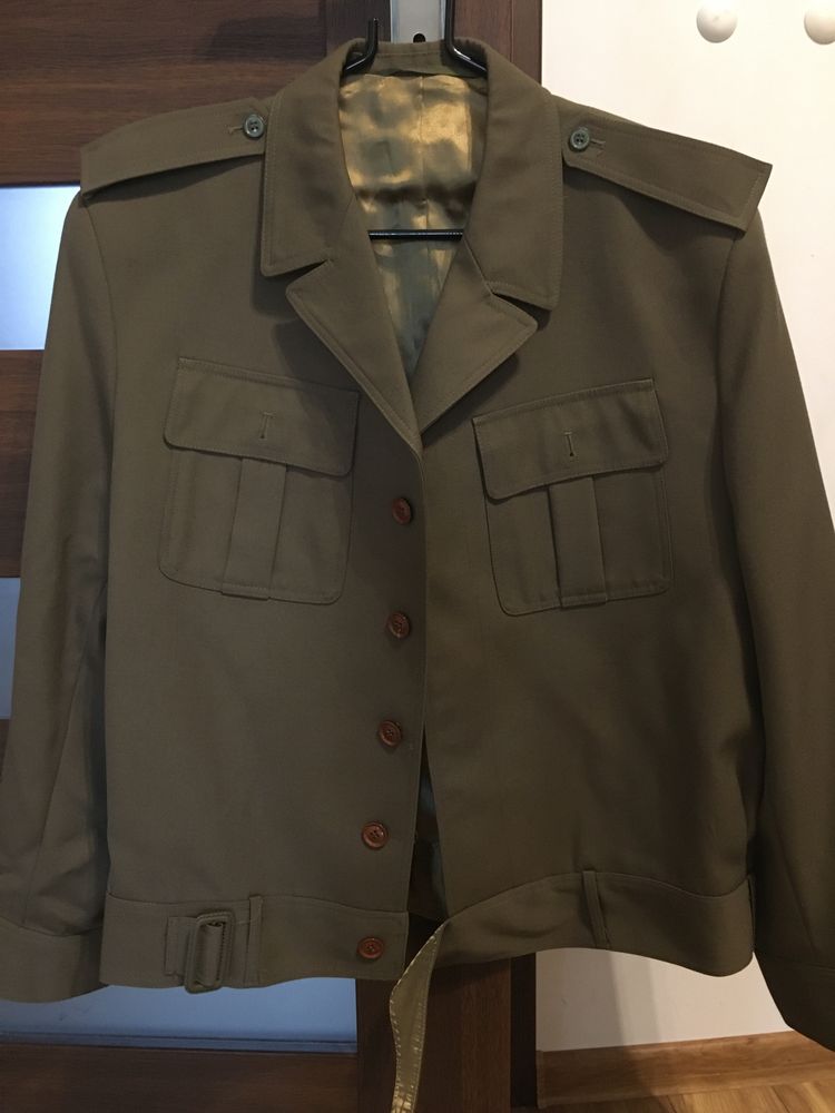 Kurtka wiatrówka oficerka wojskowa, 109