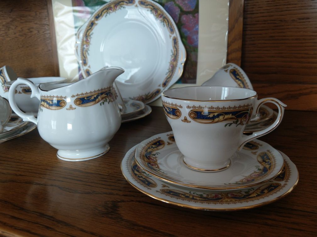 Nowy Piekny Vintage Duchess serwis trio filizanka angielska porcelana