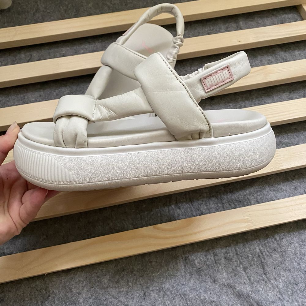 Сандалі Puma 37 розмір