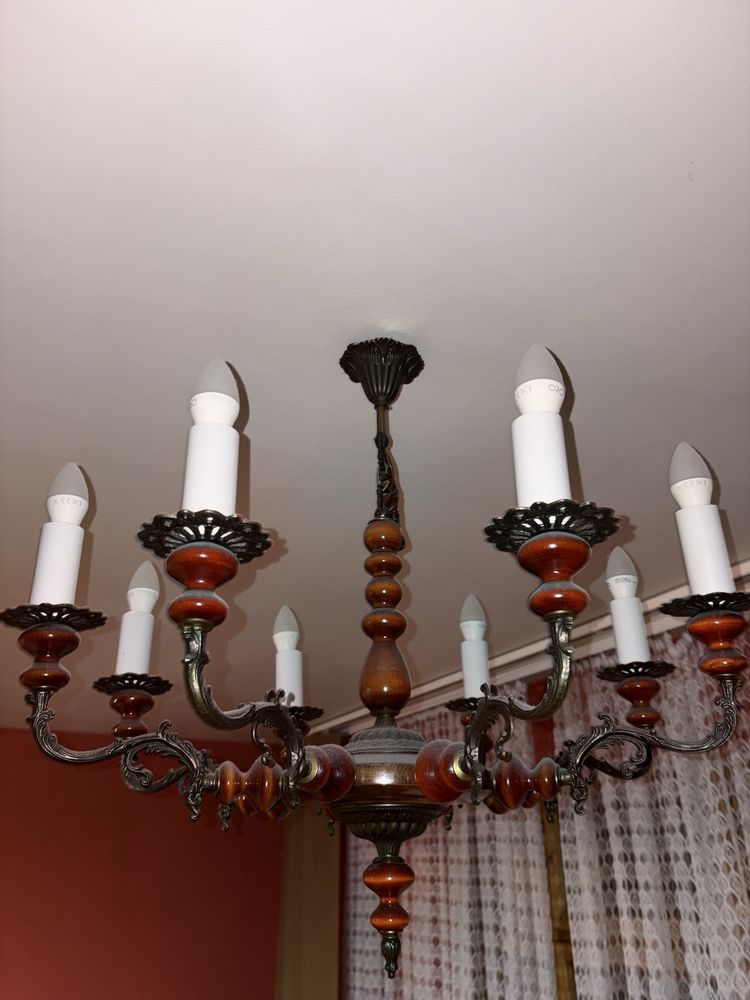 Lampa w starym stylu, 8 punktów światła