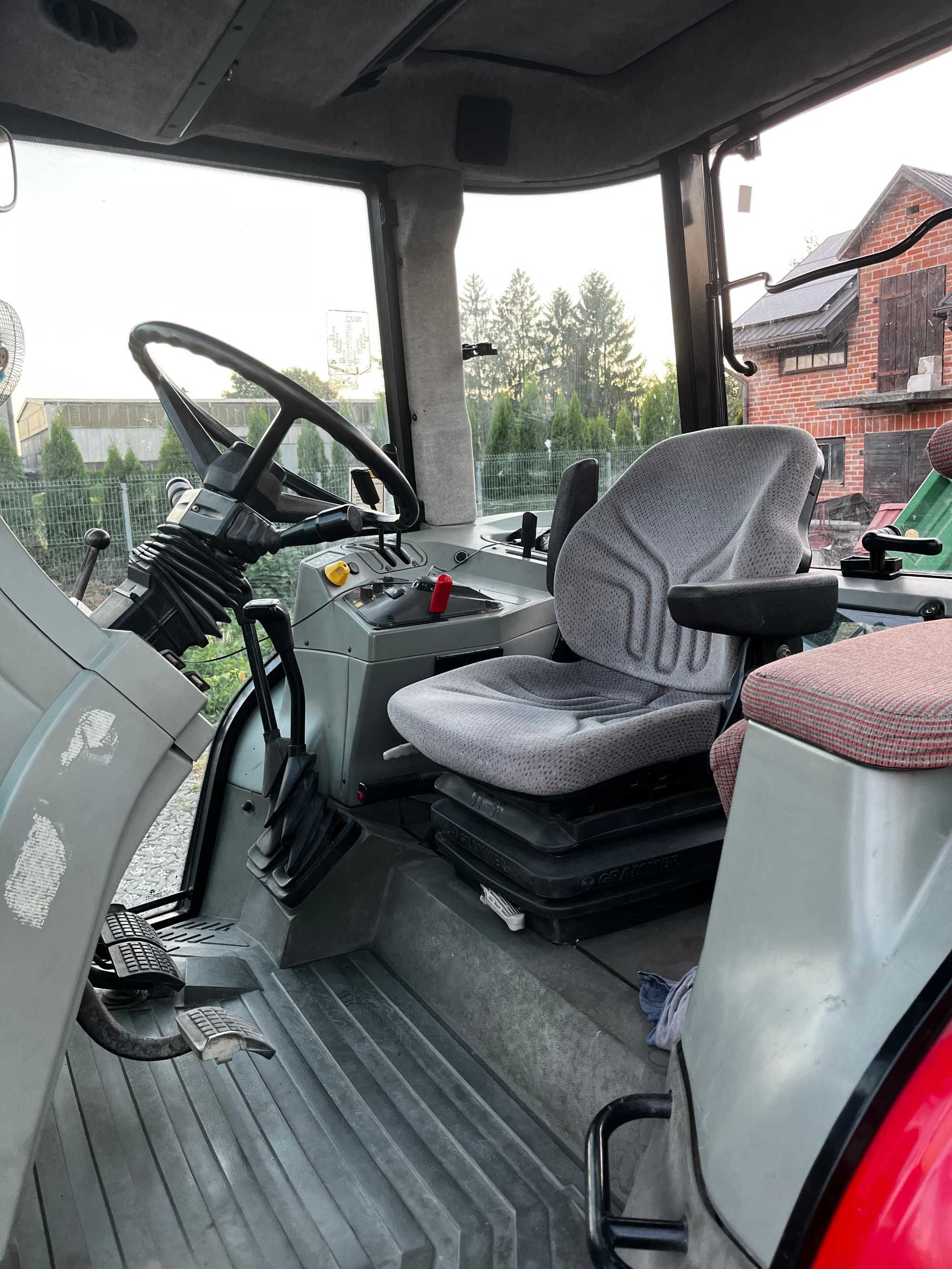 Massey Ferguson 6150 Dynashift 1997 Rok Perkins 95 km Oryginalny Stan