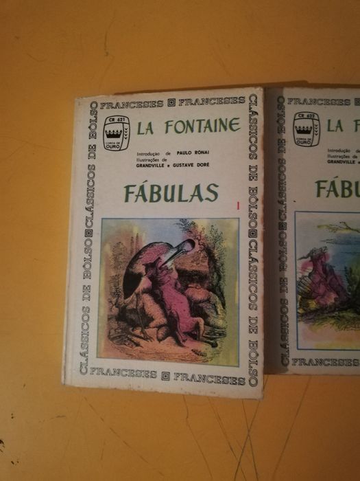 3 livros Fábulas La Fontaine