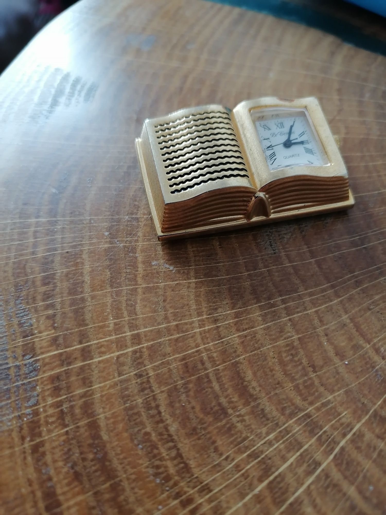 Zegarek Gold książka miniatura