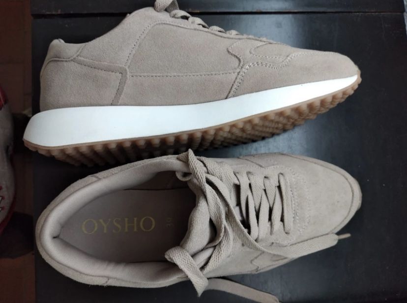 Tenis da Oysho.