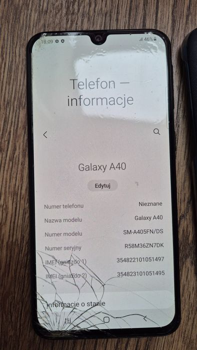 Samsung Galaxy A40 i oryginalne etui.  SM-A405FN/DS