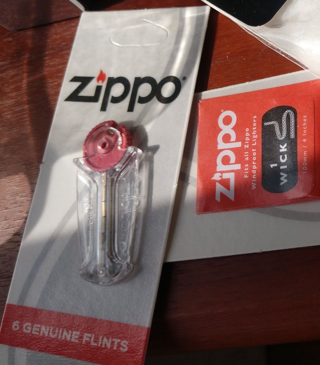 Набір zippo . Кремень, фітіль оригинал