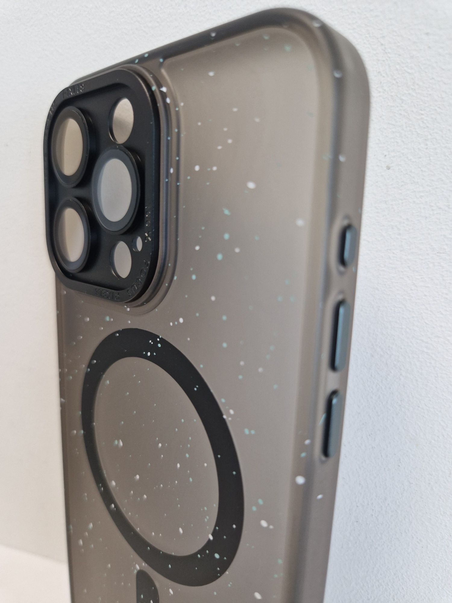 Tel Protect Magnetic Splash Frosted Case do Iphone 15 Pro Czarny