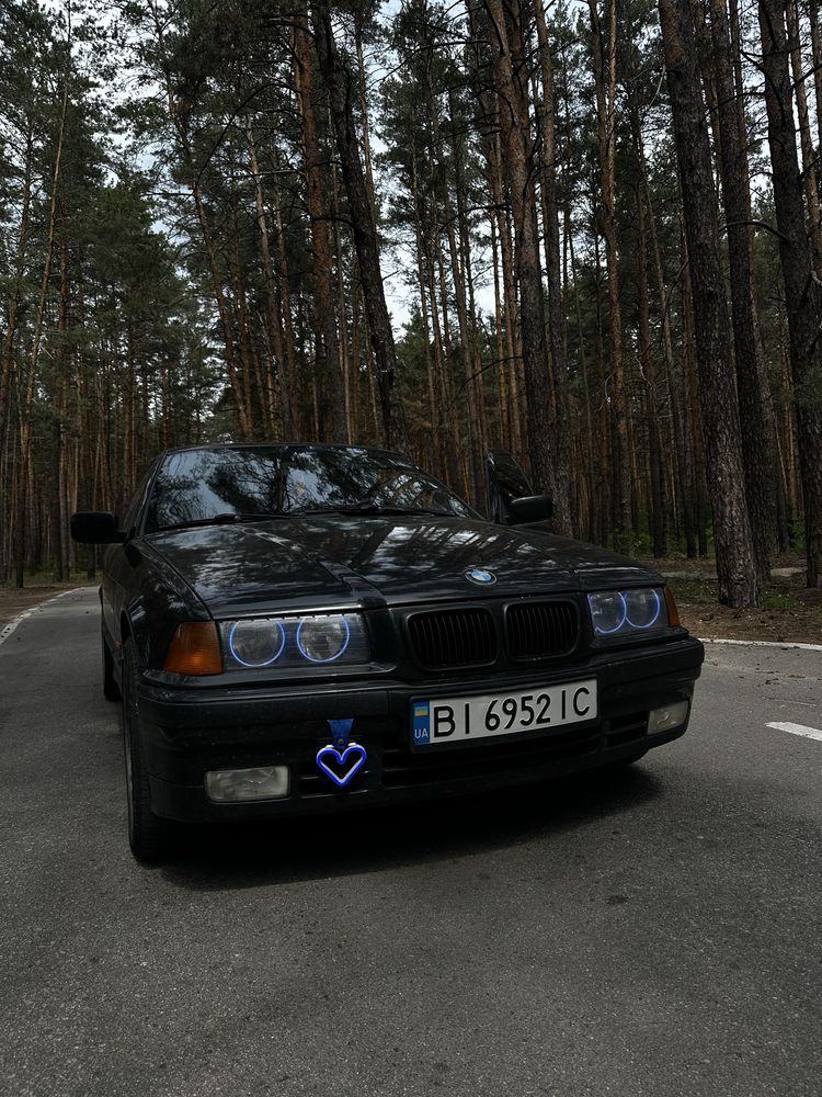 BMW е36 m52б25.