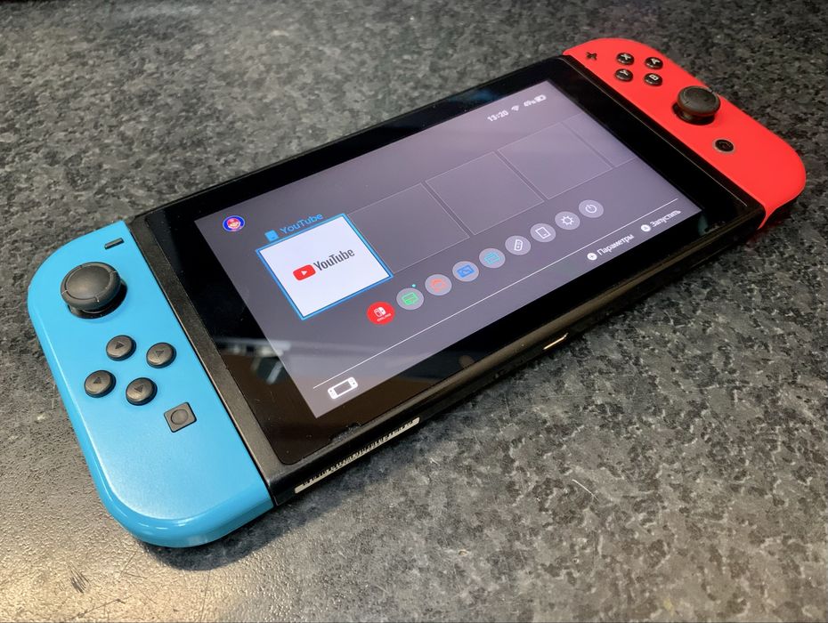 Nintendo Switch V2 32Gb