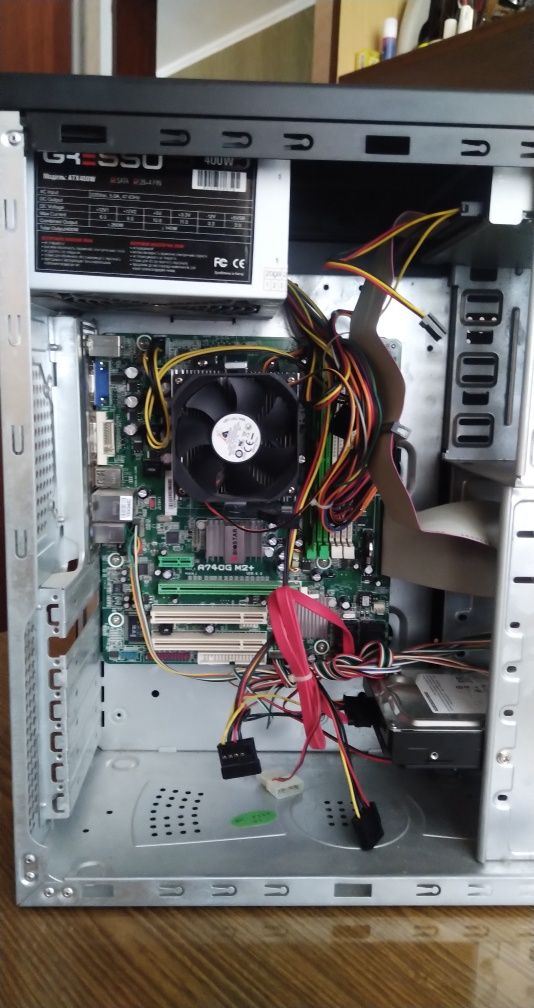 Продам комп'ютер (системний блок AMD Processor 2,90 Ггц, 1,87 ГБ ОЗУ)