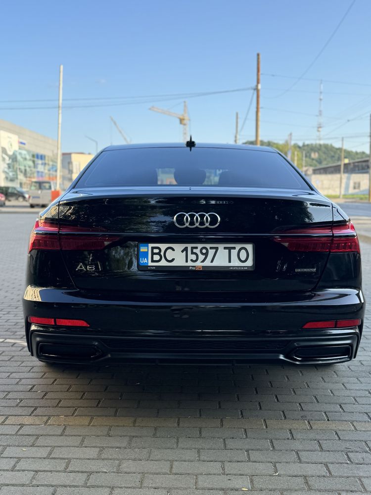 Audi a6 premium plus 55 s-line