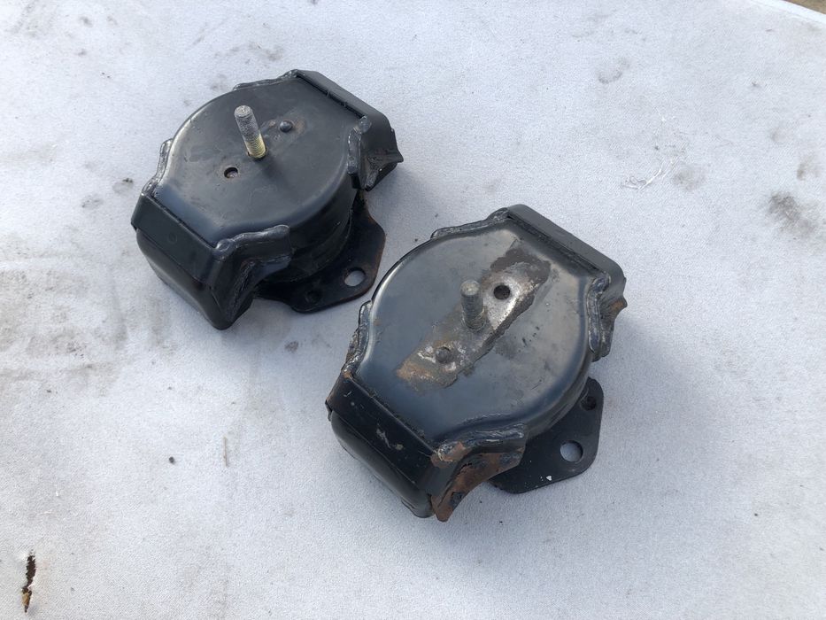 Подушка двигателя Mitsubishi Pajero Wagon Паджеро Вагон 2000-2019