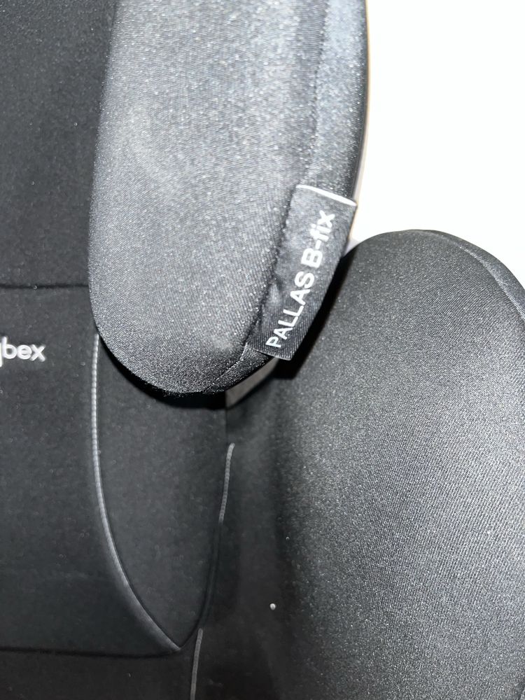 Cybex Pallas B-Fix