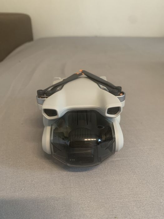 Nowy dron dji mini 3 z pilotem rm330