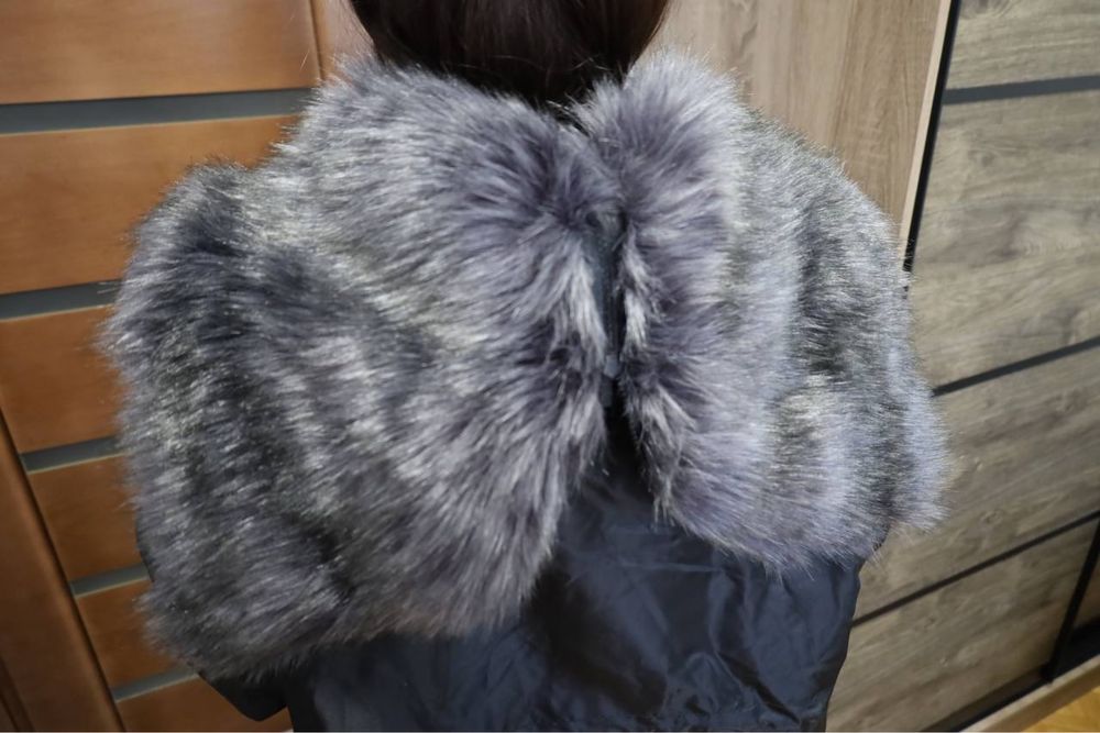 Пуховик, плащ, зимова куртка Boohoo