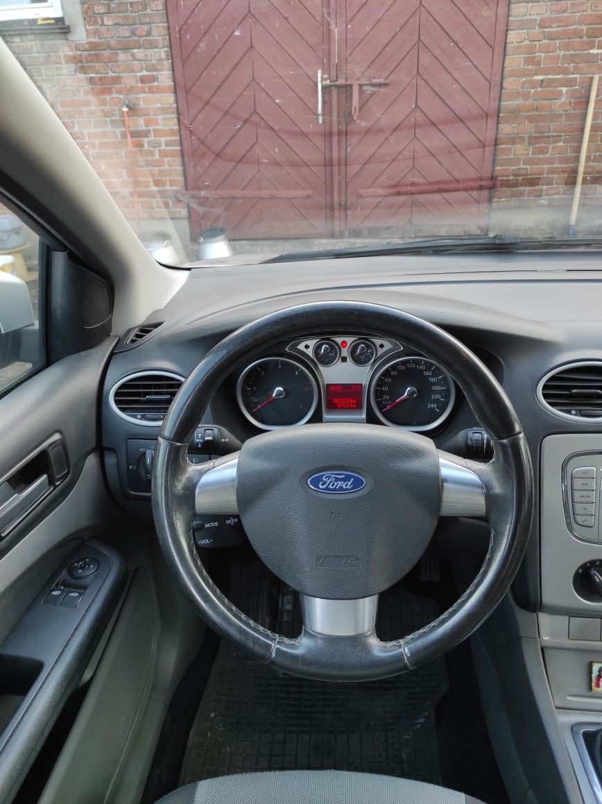 Ford Focus 1.6 kombi