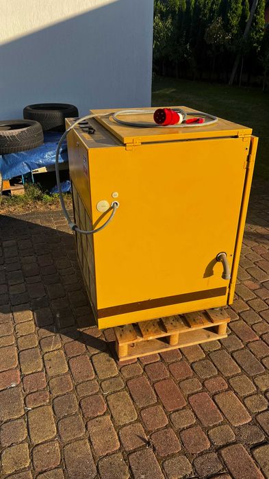 Kompresor śrubowy sprężarka Kaeser sk19