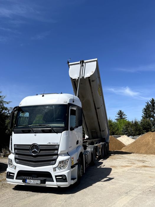 Usługi transportowe-sprzętowe-rozładunek-załadunek-dźwig-kruszywa.