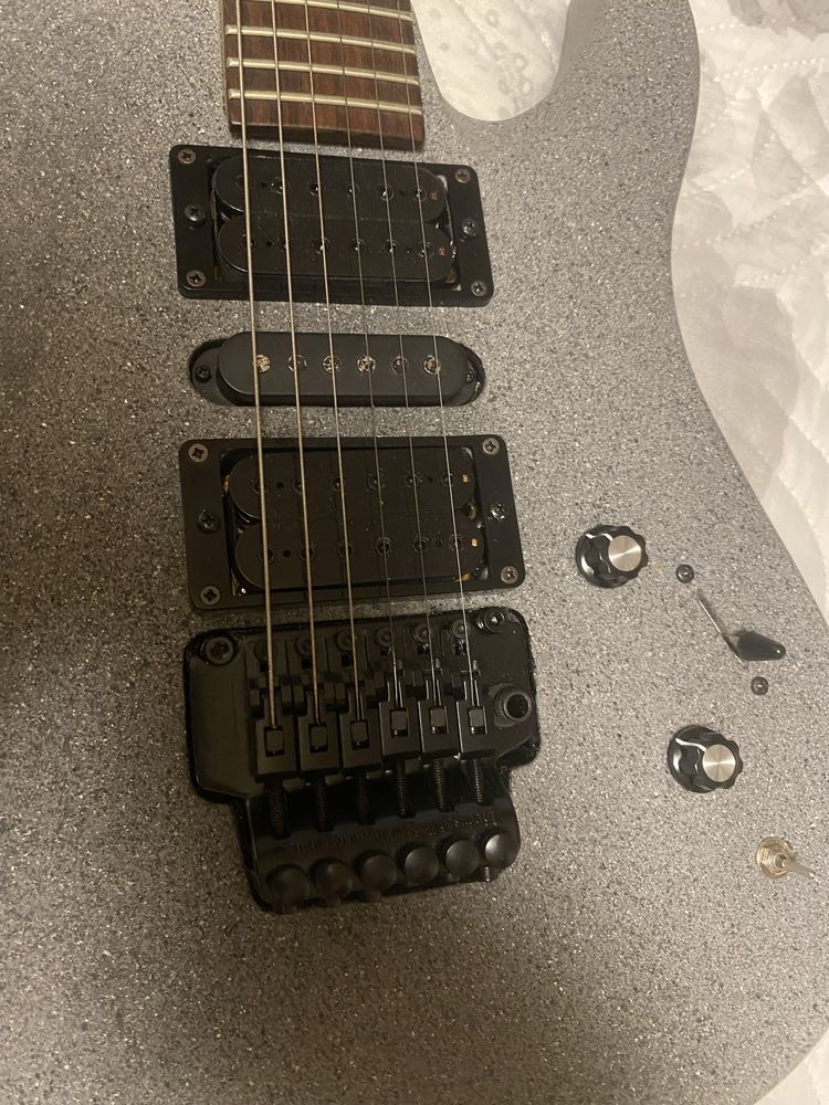 Guitarra eletrica Yamaha rgz 621 como nova