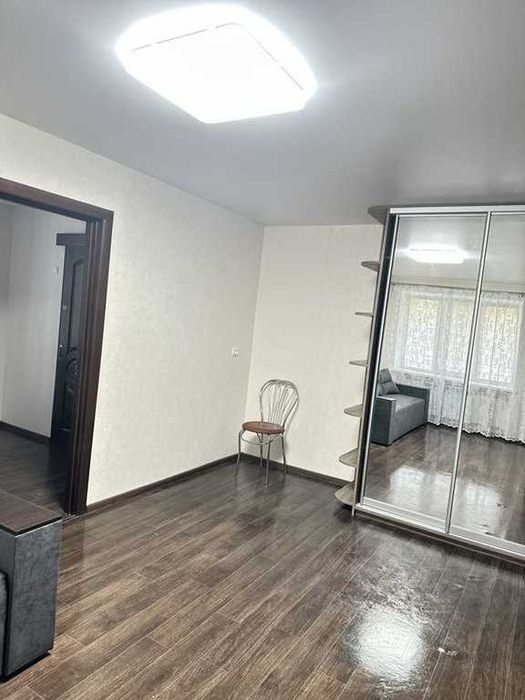 Сдам 2-комнатную квартиру ул. Батумская, 44