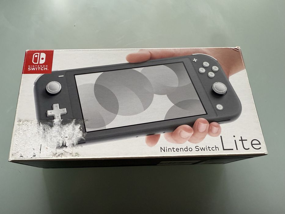 Nintendo switch lite - stan idealny - etui gra