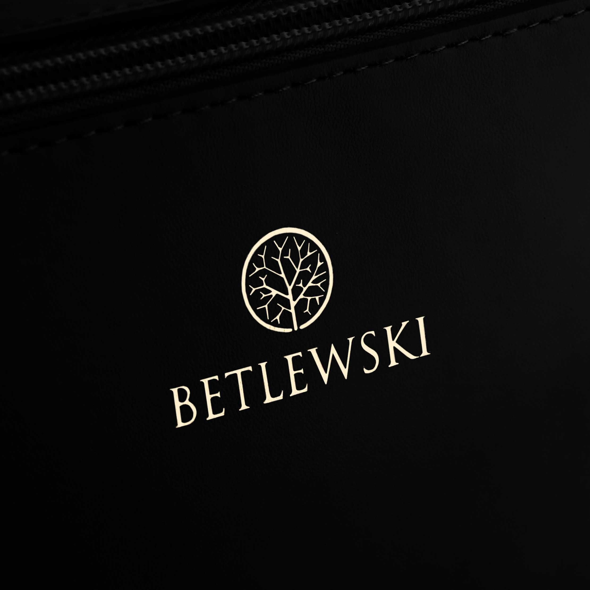BETLEWSKI Kosmetyczka Podróżna Prostokątna Uniwersalna Czarna Skóra
