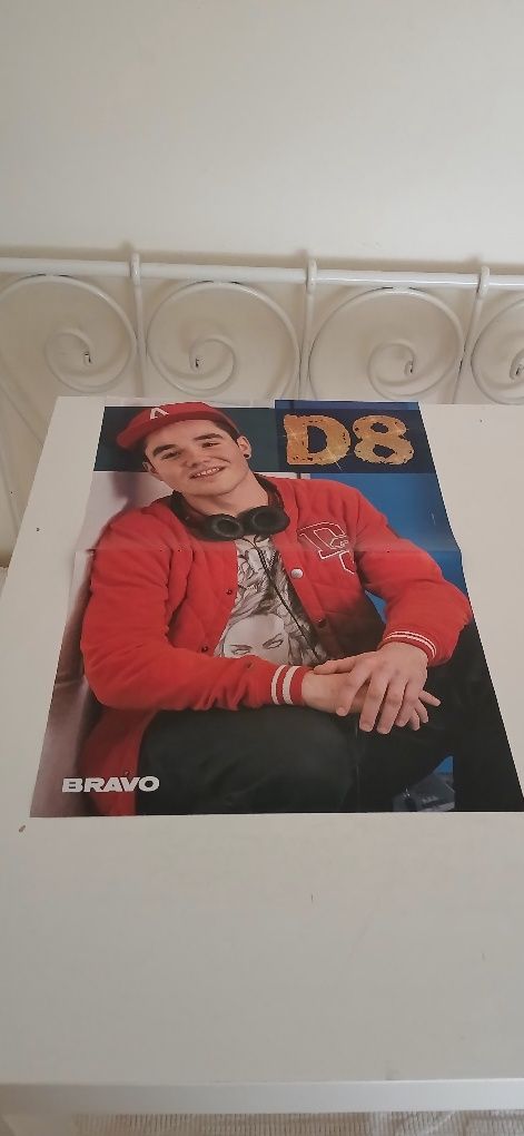 Poster Demi Lovato/D8, novo