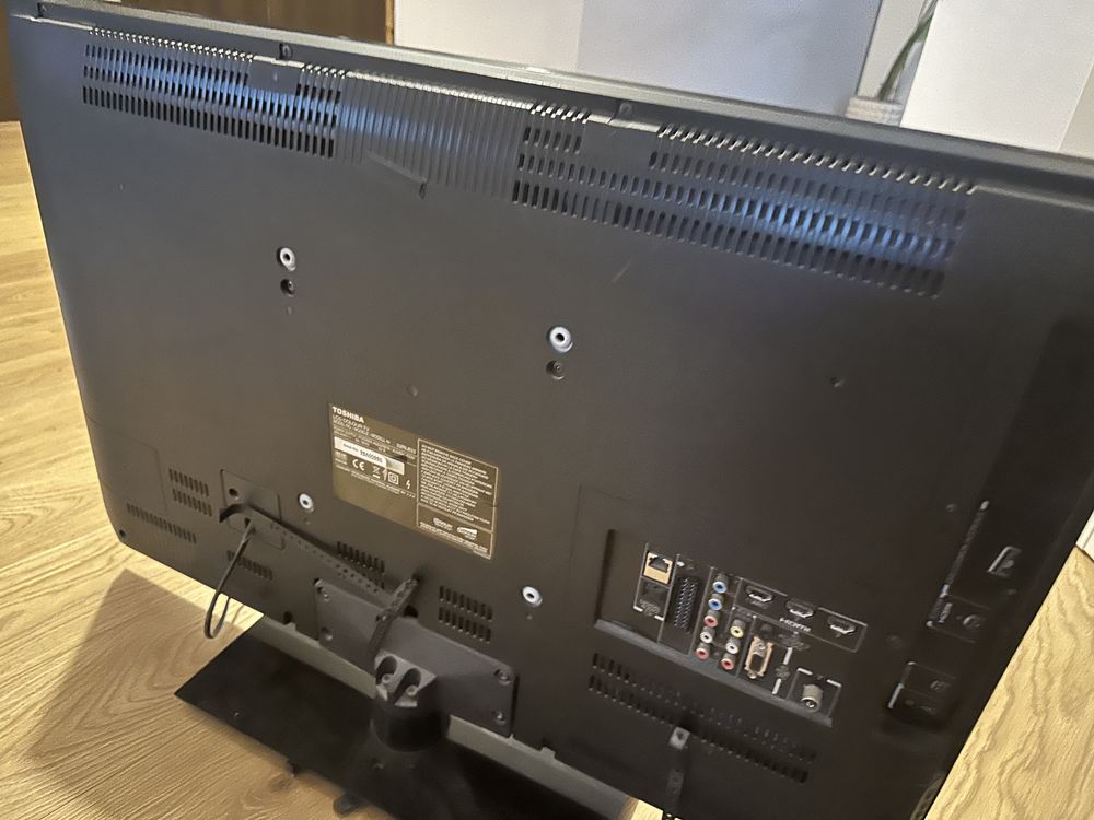 Telewizor TOSHIBA 32RL833 32cale