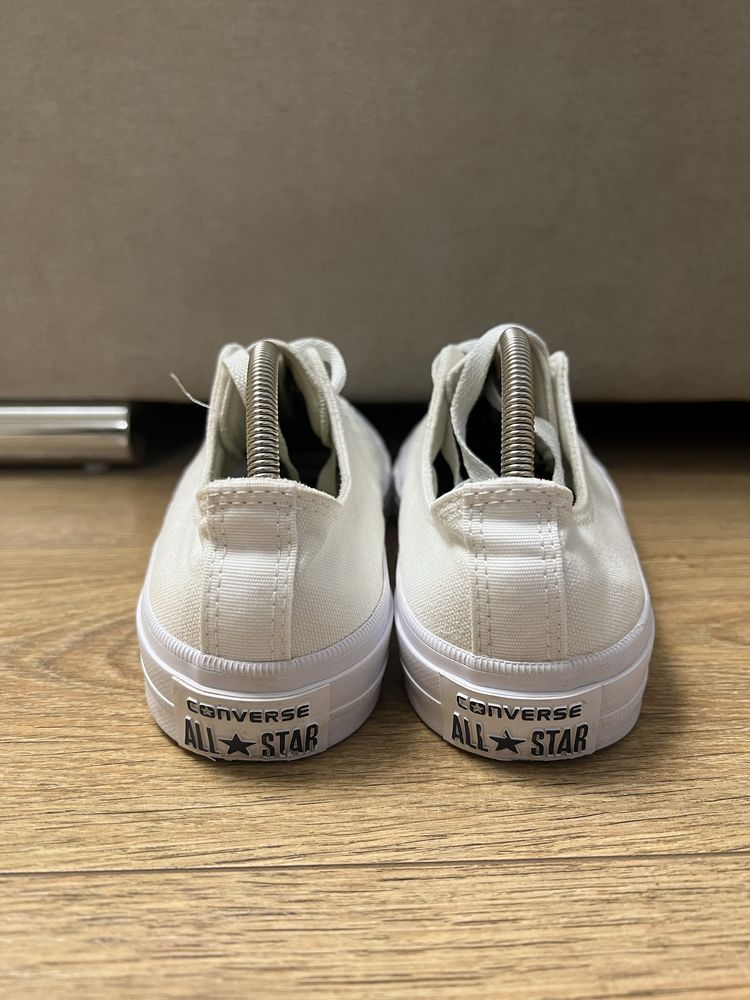 Оригінальні кеди Converse Chuck Taylor White