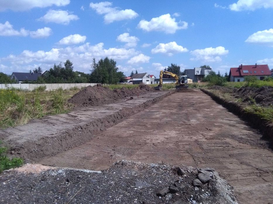 usługi koparka Mecalac koparka kołowa