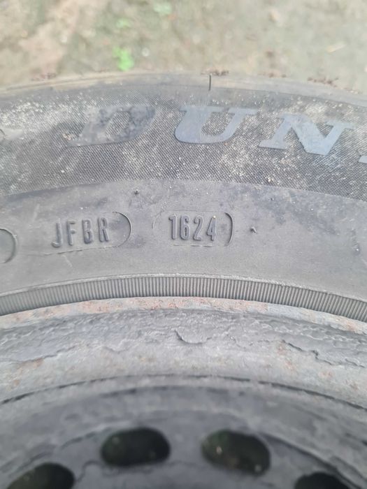 Opony caloroczne  dunlop 205/65 R15
