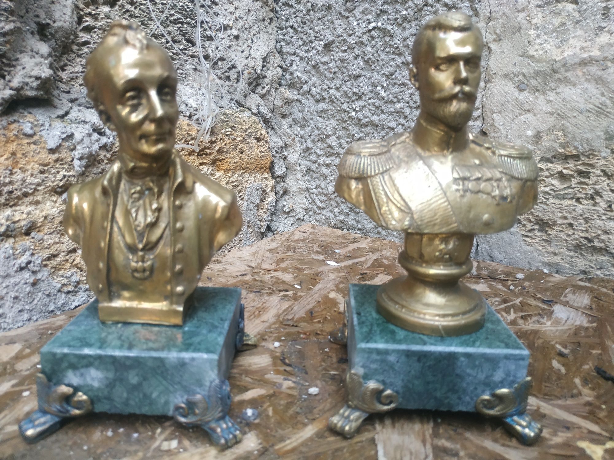 Бюсты известных людей, Суворов и Николай Второй бронза