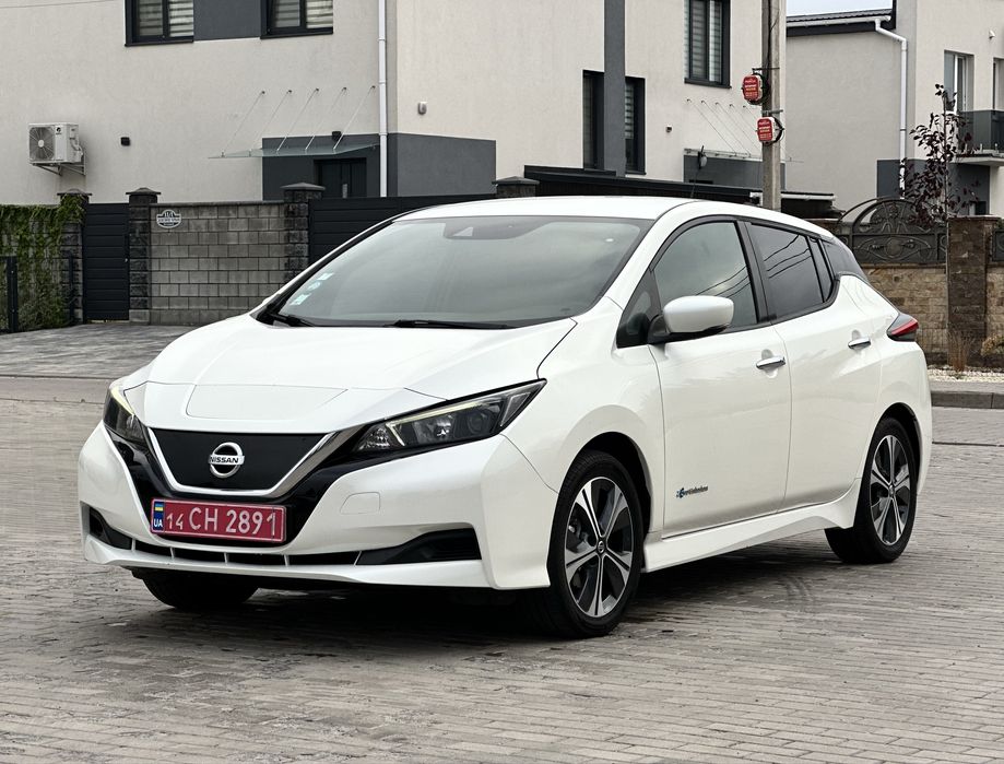 Nissan Leaf 2019 року з оригінальним пробігом 35 тис.км