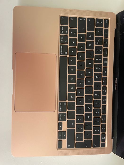MacBook Air dourado 2020 - 
Z0YL-8