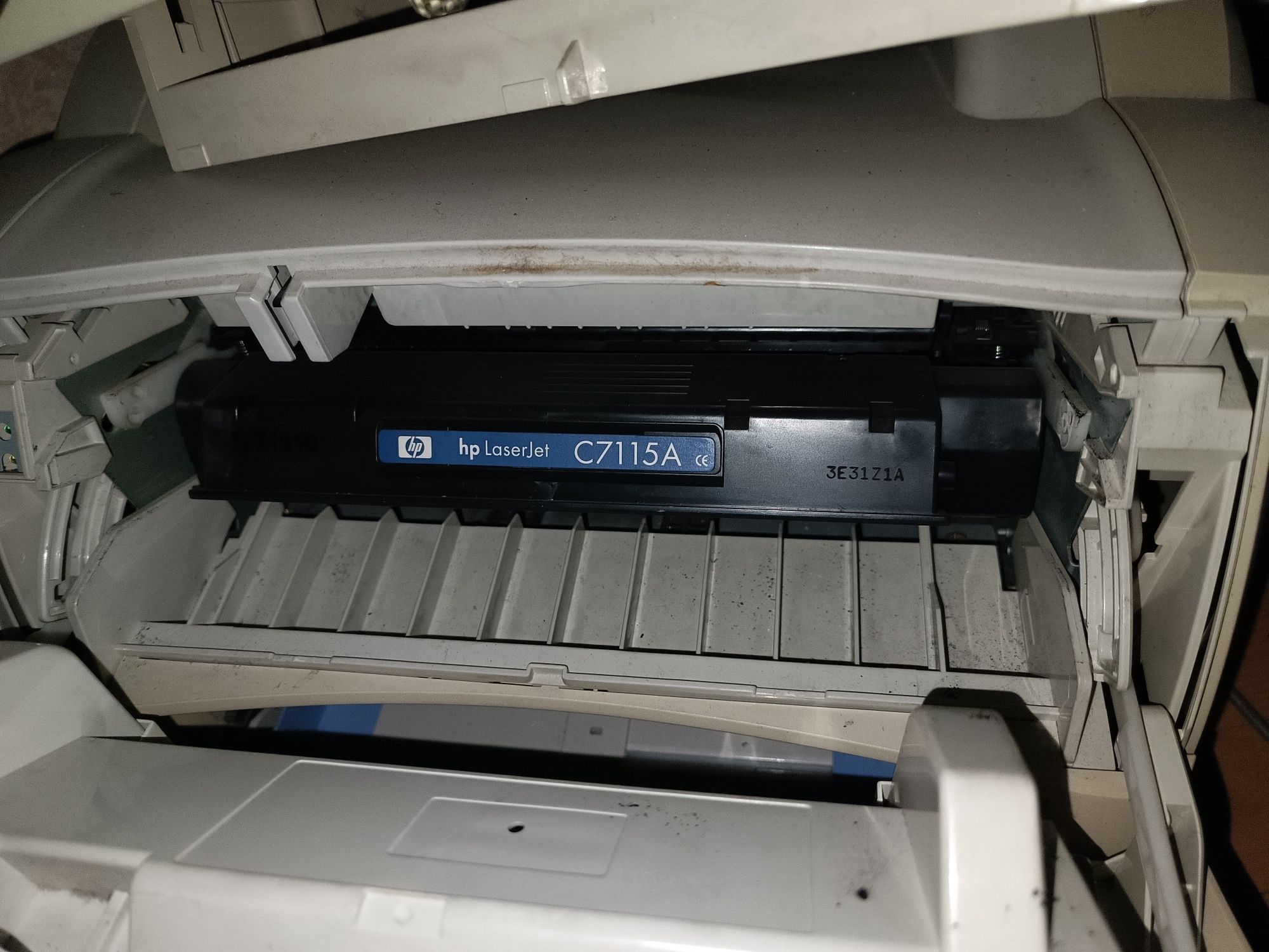 Лазерний принтер HP1000
