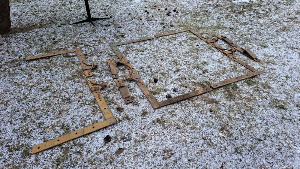 Wielkie zawiasy do dużej brama, stodoły. Komplet