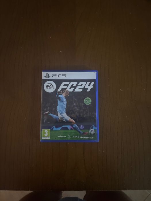 Jogo FC 24 de futebol para PS5