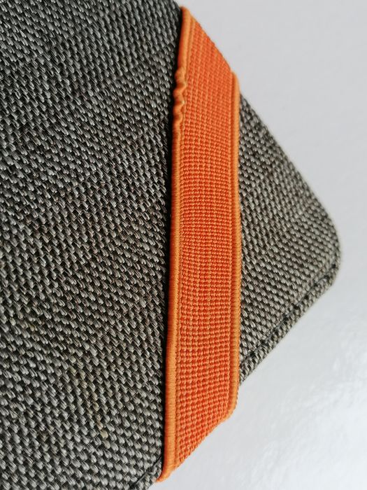 Capa para tablet 14x20 cm