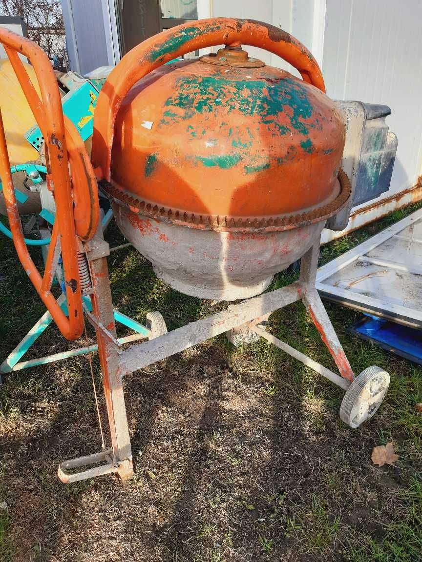 Betoniarka Lecha L 140 / betoniarki