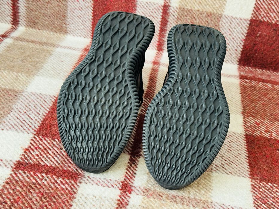 (Оригінал) жіночі кросівки Skechers Bobs, розмір 40