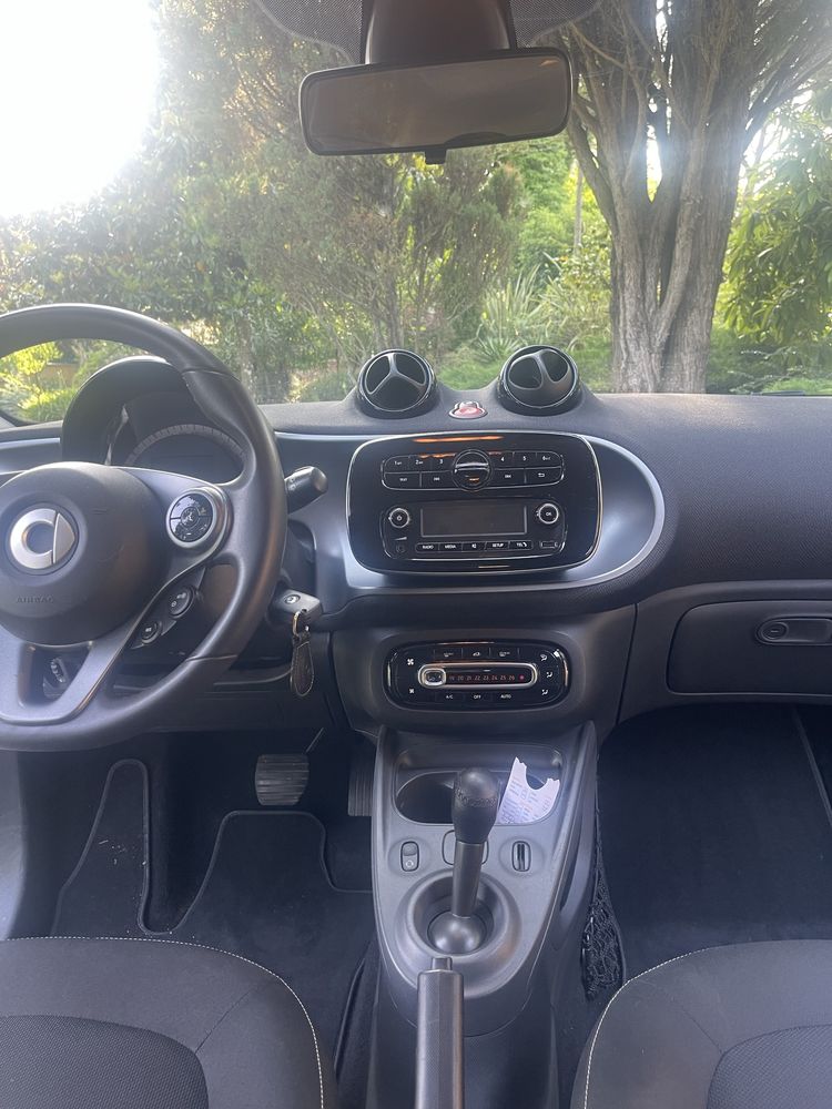 Smart ForFour Caixa Automática