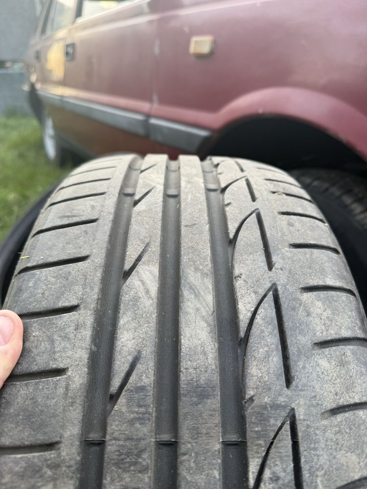 225/40R19 Bridgestone Potenza s001