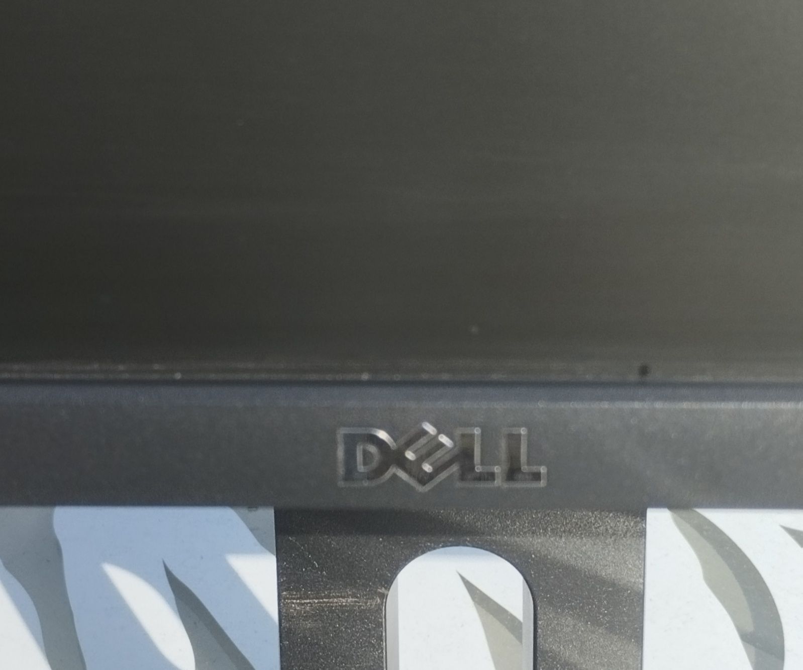 Monitor Dell 22 cale.