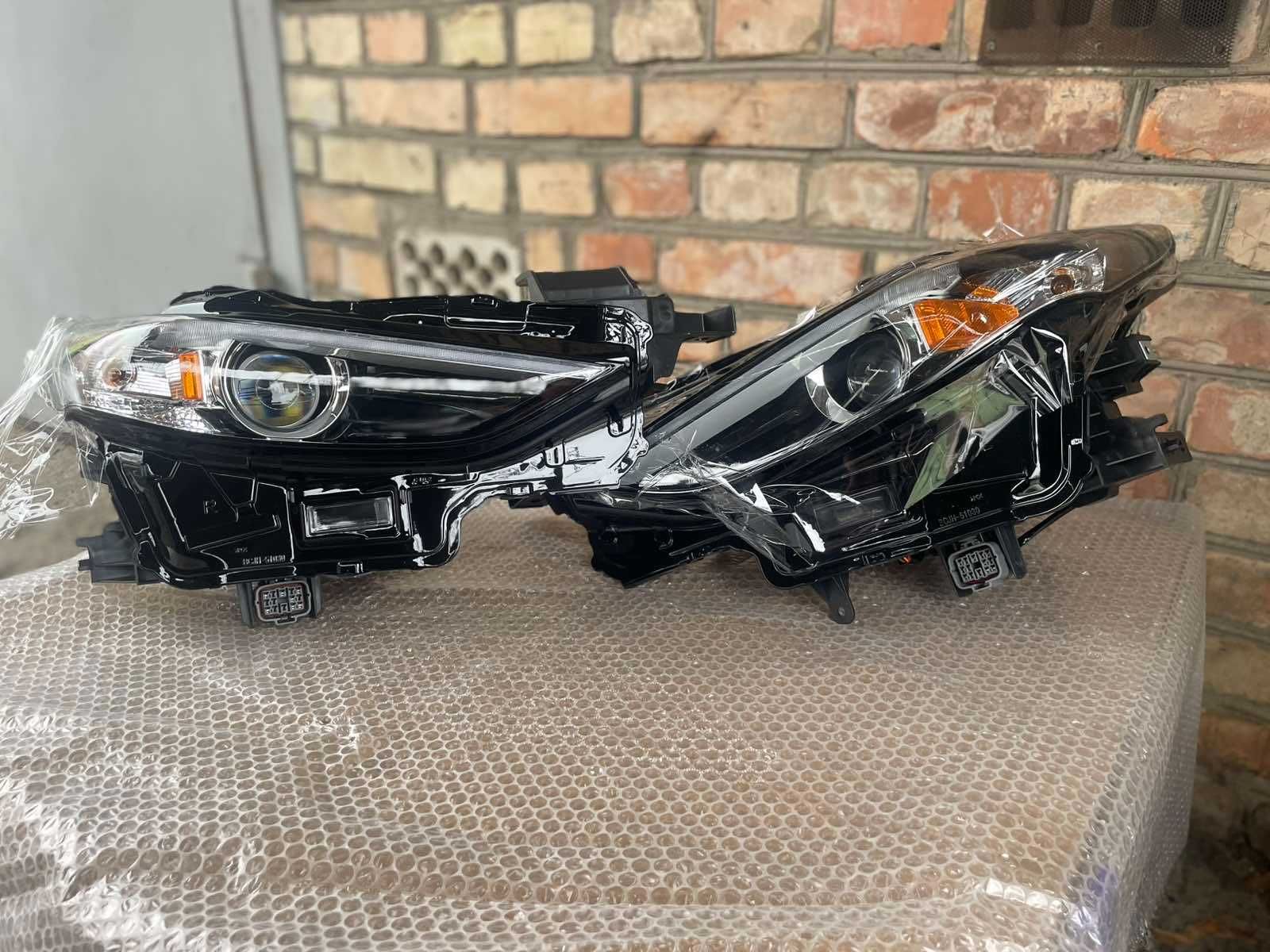 Фары Full LED с блоками Mazda 3 2019 2020 2021 2022 2023 2024 фара