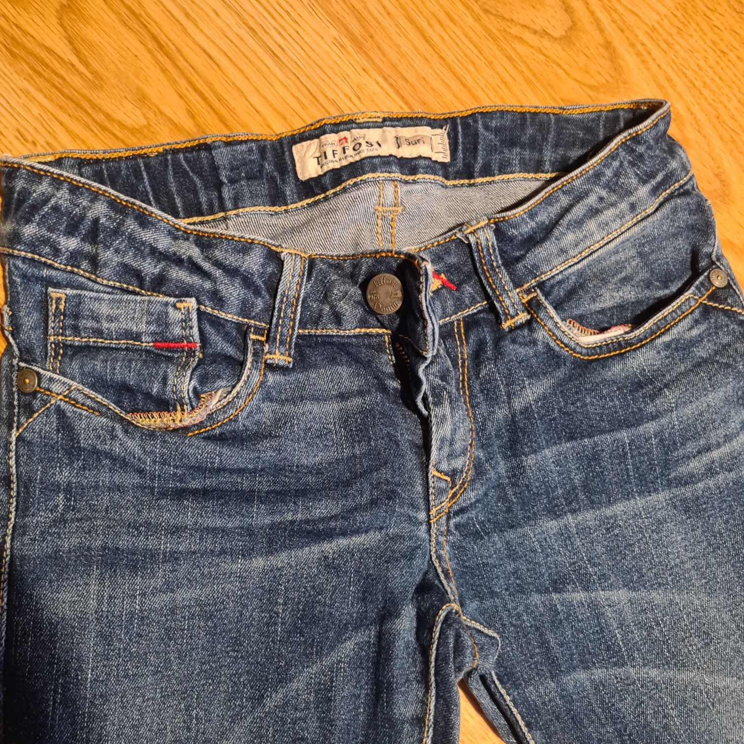 Conjunto calça e camiseiro